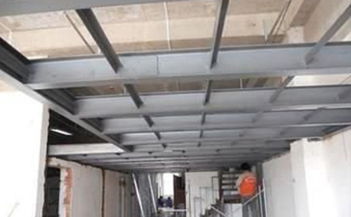 钢结构天峻钢结构隔层如何做才性价比更高